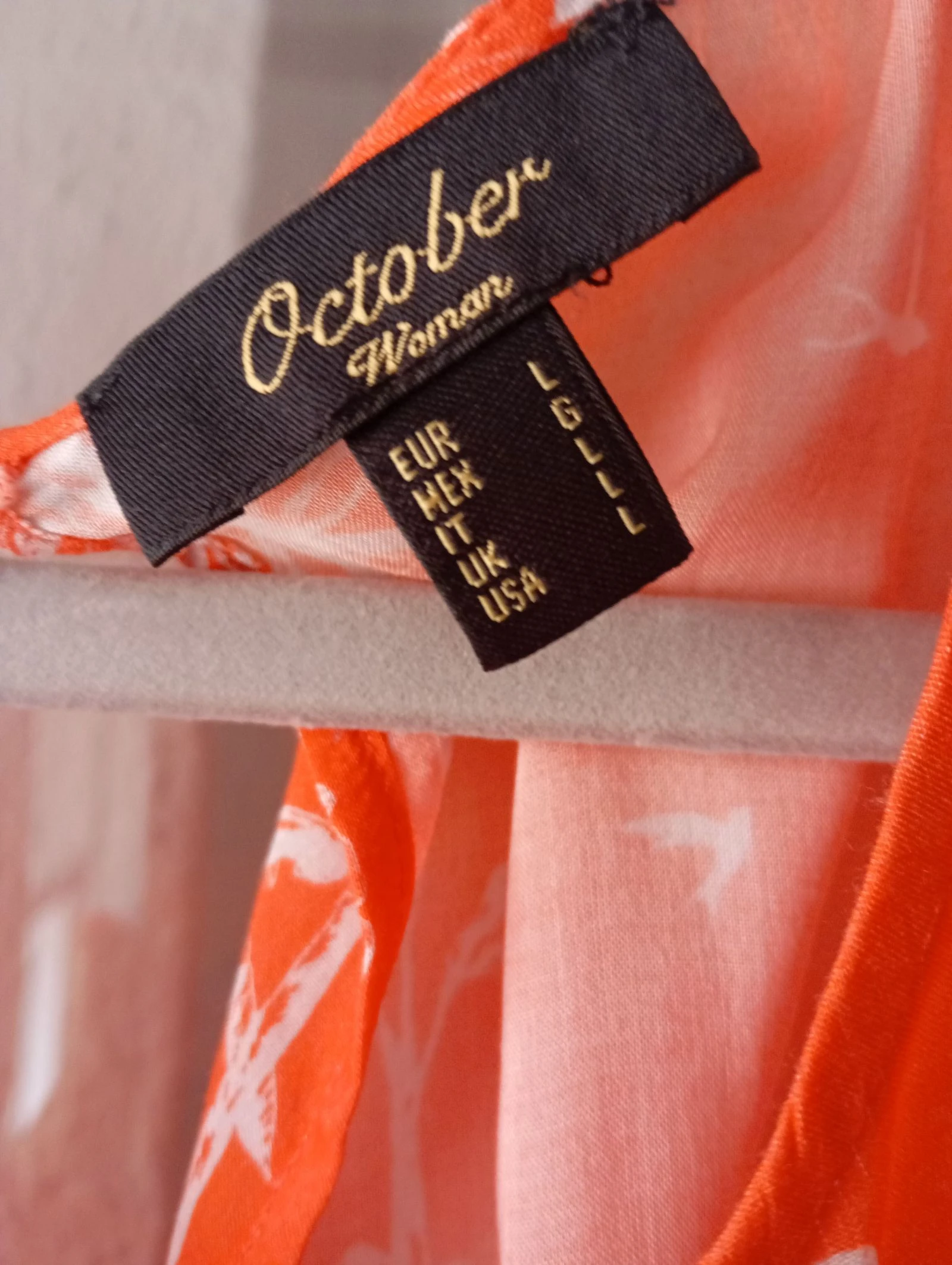 October T-shirt – photo 3
